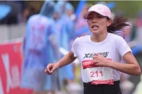 中国国内马拉松成绩_马拉松国内纪录_马拉松中国最好成绩