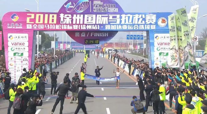 马拉松中国最好成绩_中国国内马拉松成绩_马拉松国内纪录