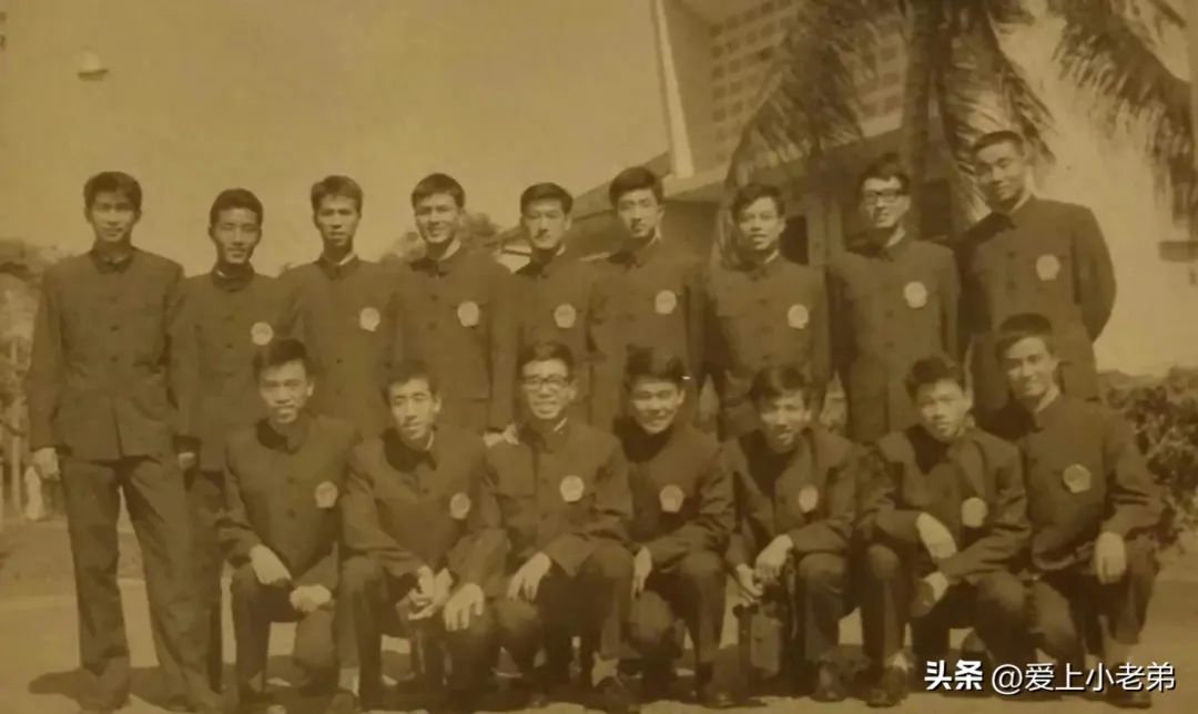 上海乙级足球队_上海足球老将_历史上上海足球队降级是哪一年