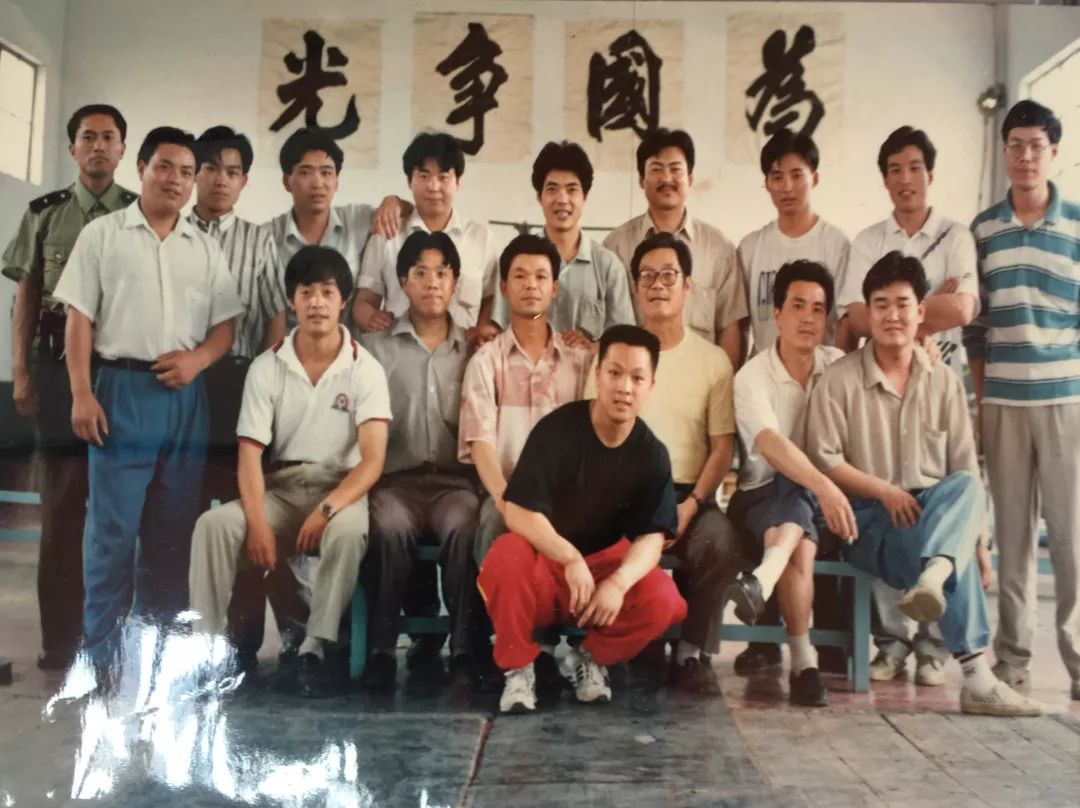 刘海华举重冠军_刘海华举重_举重世界冠军刘海霞