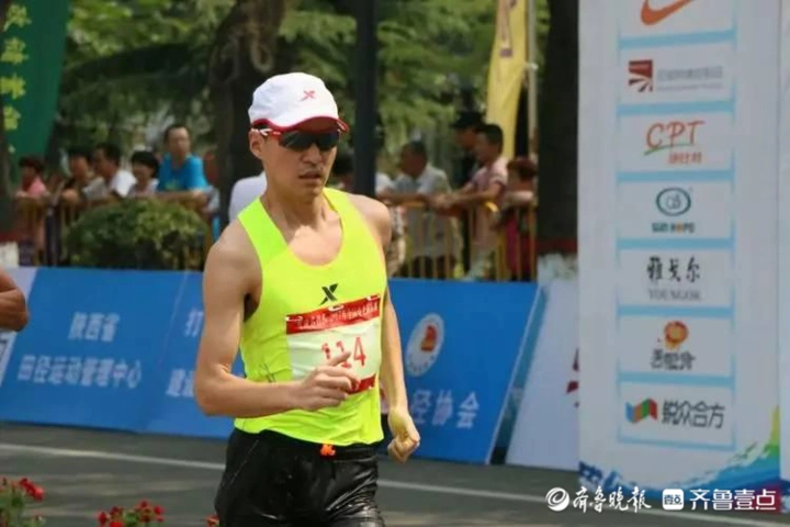 2021武汉击剑公开赛_武汉十一届运动会击剑冠军_武汉击剑比赛
