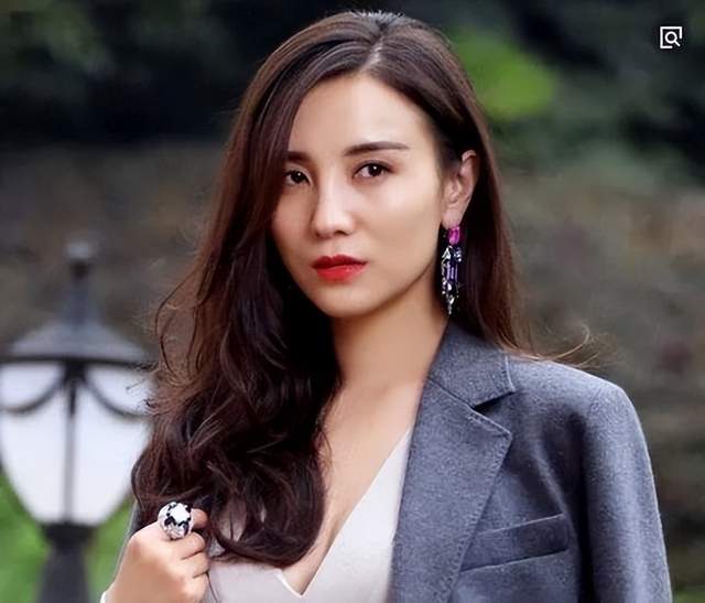 健身明星刘畊宏_44岁明星健身_应如何保持健身明星