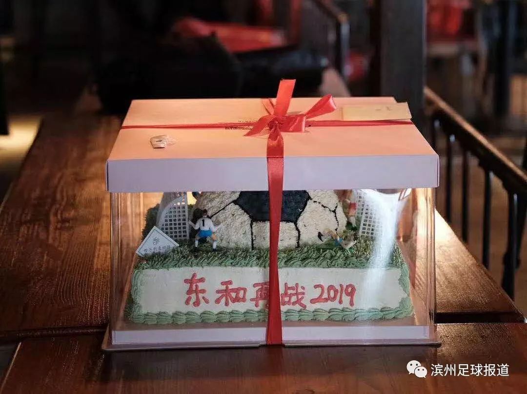 谁能拿2018足球冠军_18年足球赛冠军是哪个国家_一八年足球世界冠军