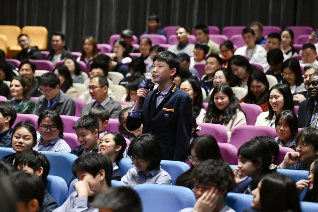 游泳冠军中国是哪国_谁是中国游泳冠军_游泳运动员中国冠军