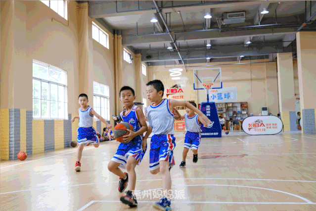 少儿篮球场效果图_少儿篮球场地尺寸图_少儿篮球场地规则要求图片