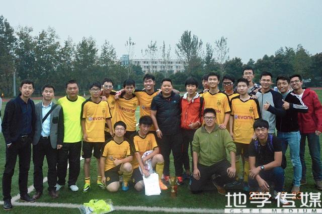 西南足球学院_西南交大足球队_西南交通大学足球院系杯冠军